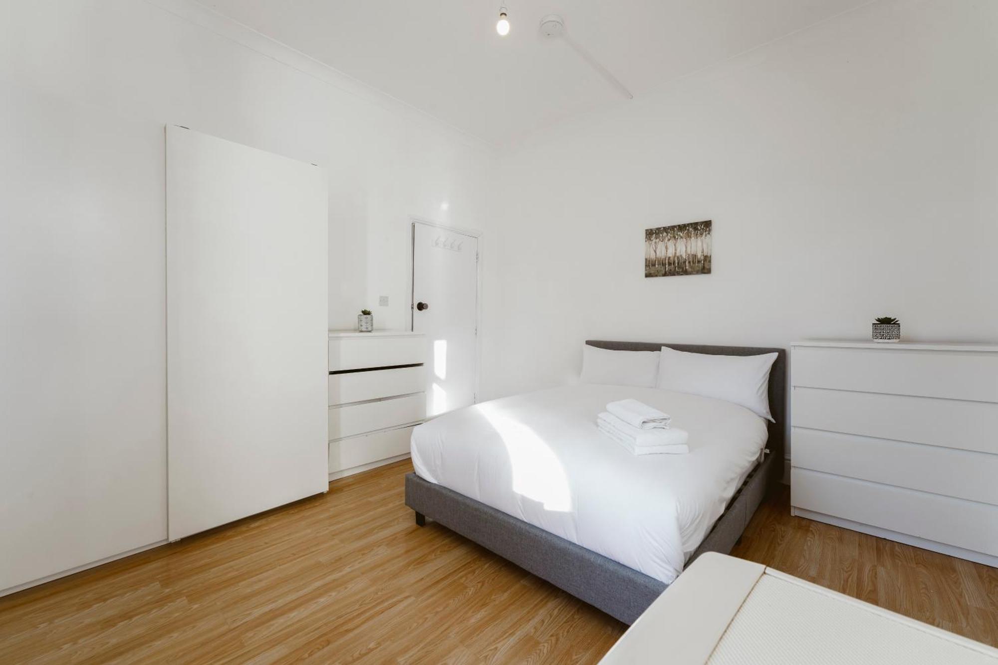 Stratford Double Rooms - 29 London Eksteriør bilde
